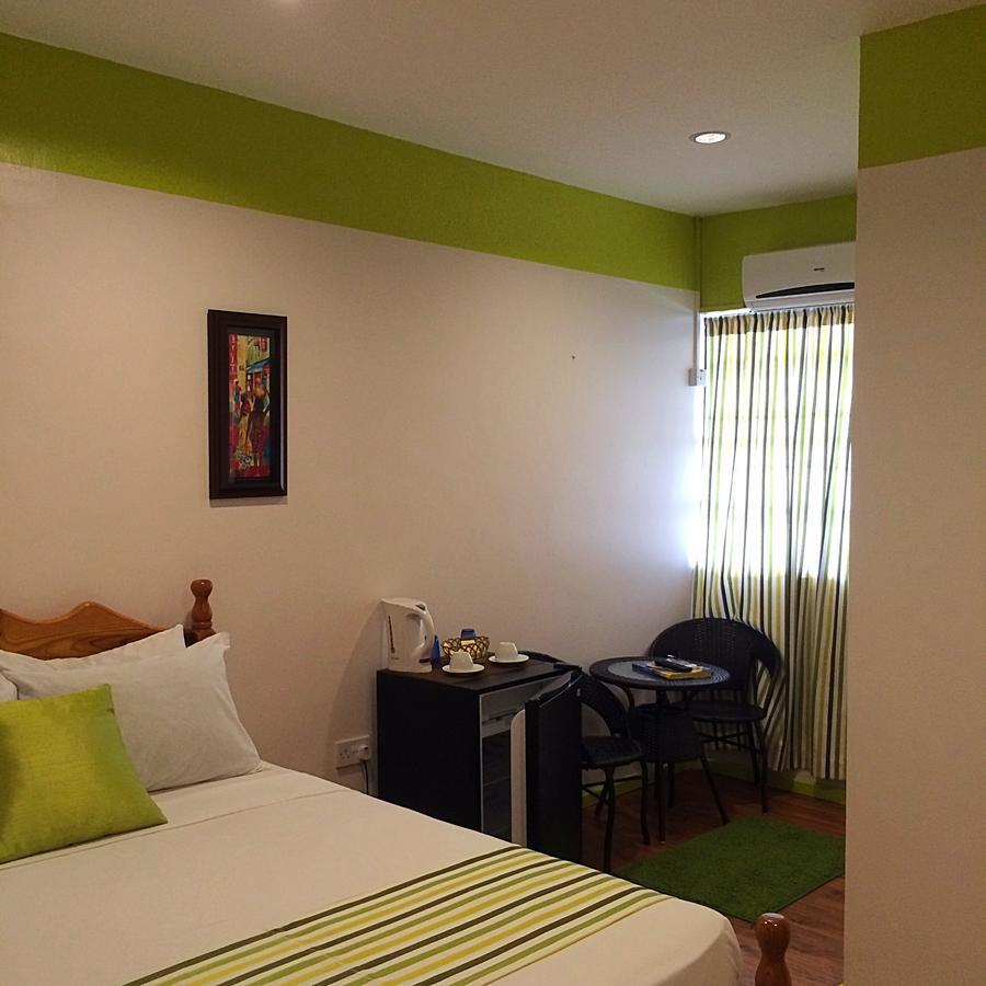 Golden Arrow Inn
