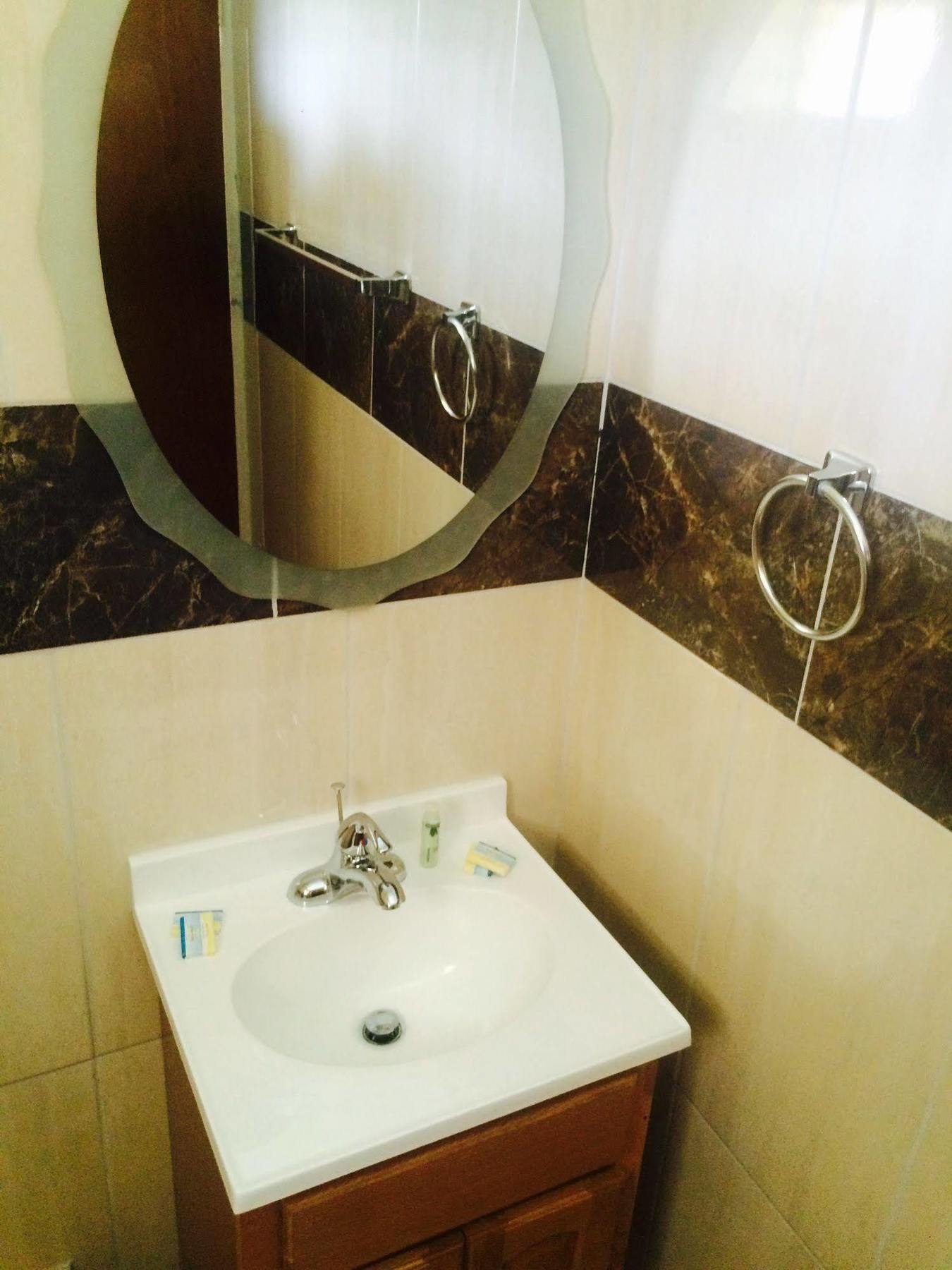 Golden Arrow Inn 3*