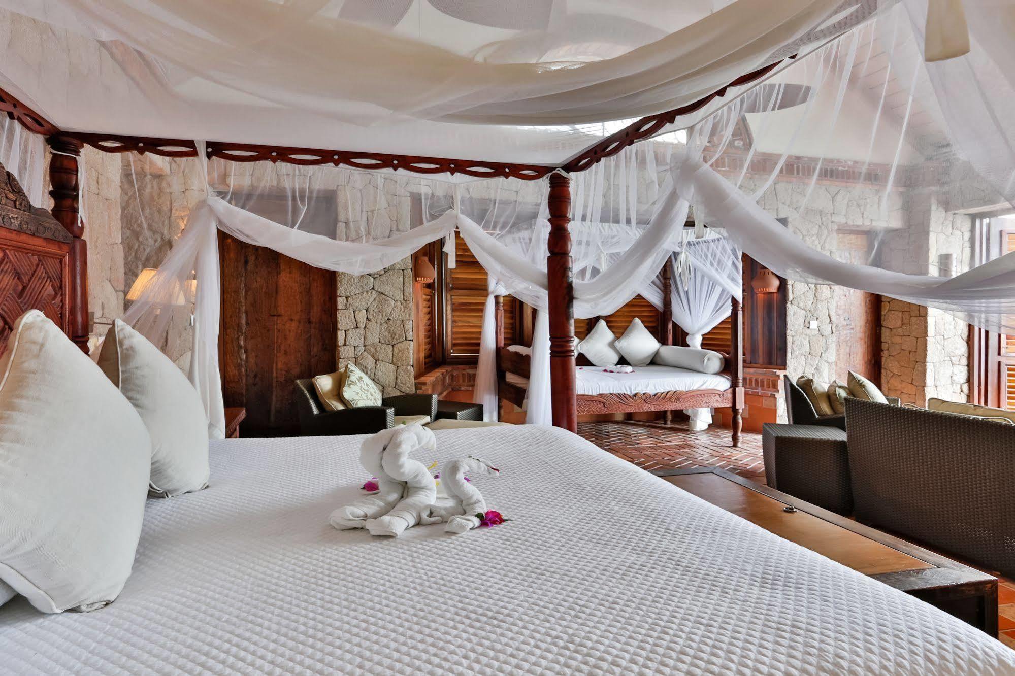 Caille Blanc Bed & Breakfast