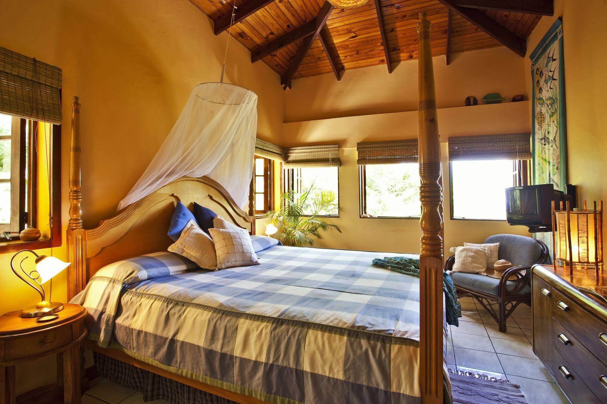 Capri Villa *
