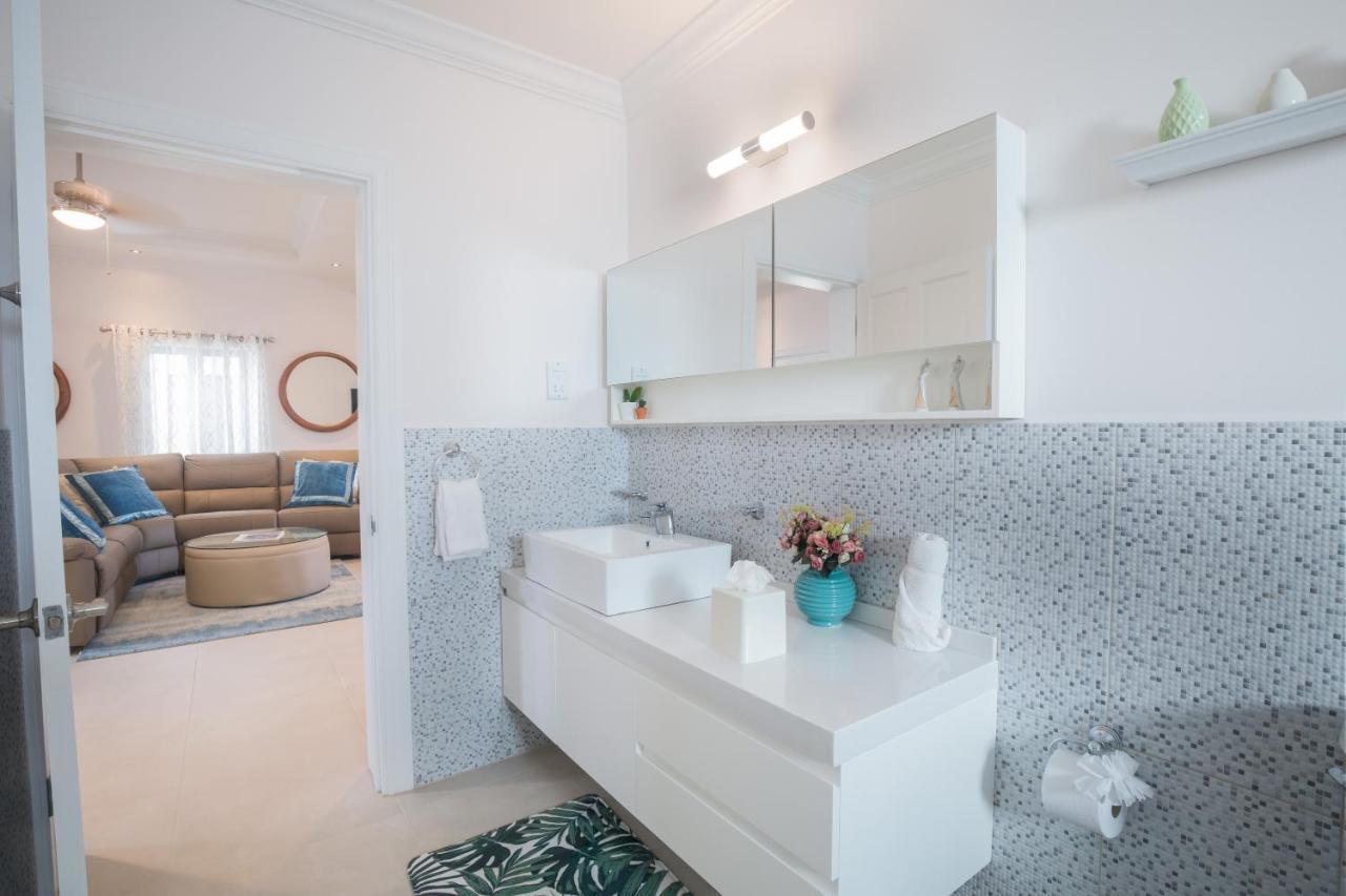 Waters Edge Villas By Bay Gardens Resorts Villa