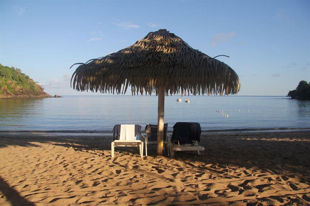 Smugglers Cove & Hotel 3*