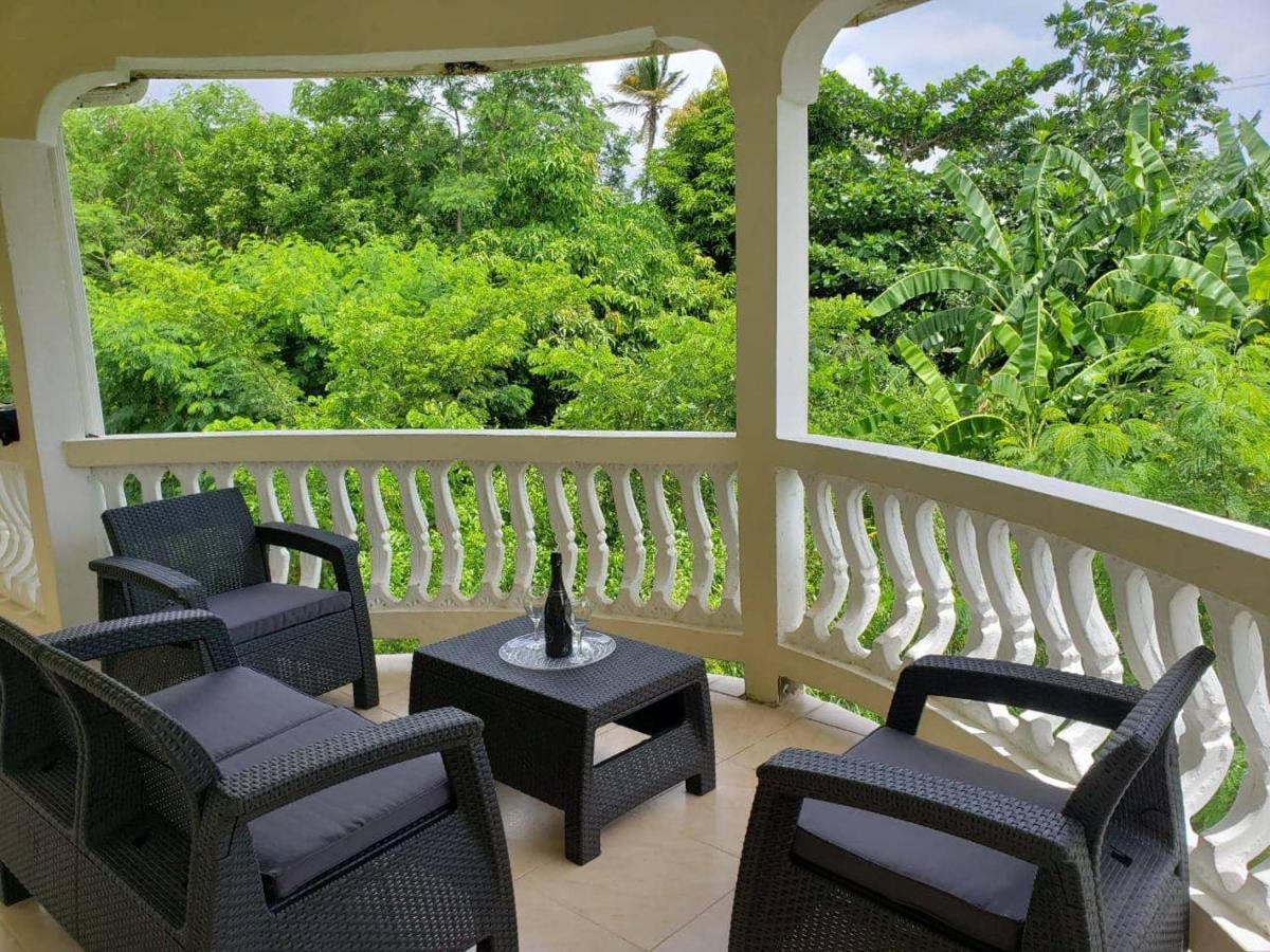 Comfort Three Bedroom Apartment