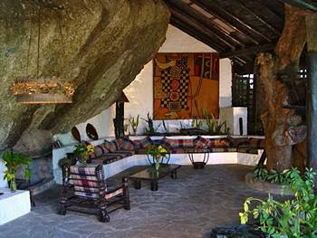 Hotel Mago Estate