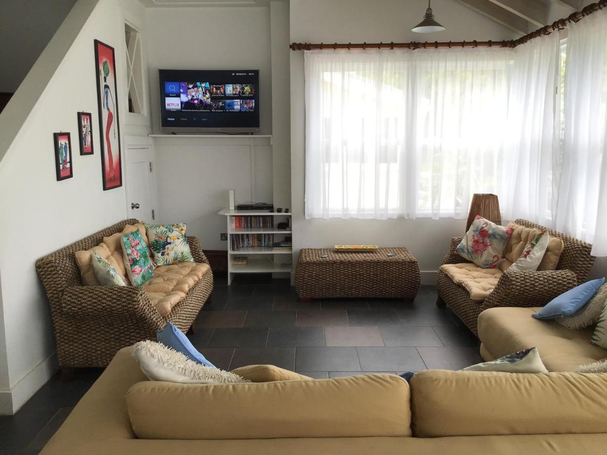 Superb Split Level Waterside Apt, Marigot Bay, St Lucia Wi