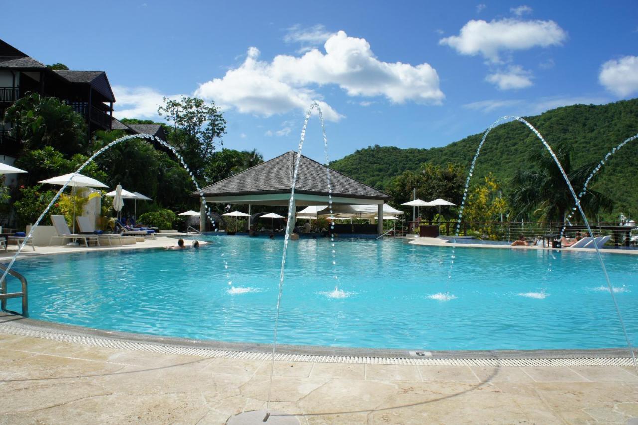 Superb Split Level Waterside Apt, Marigot Bay, St Lucia Wi Apartment