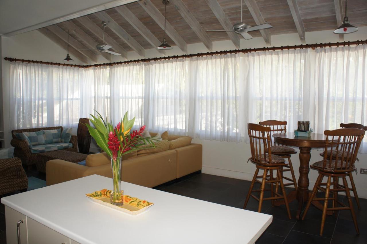 Superb Split Level Waterside Apt, Marigot Bay, St Lucia Wi Apartment