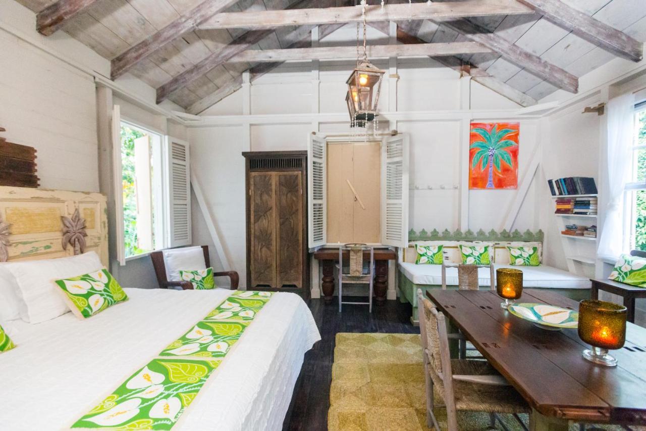 Pink Plantation House 3*