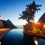 Ladera Resort (Adults Only)