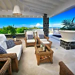 Villa Atlantis