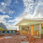 Villa Des Pitons