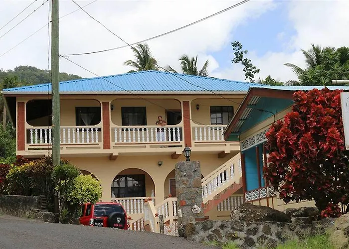 River Side House