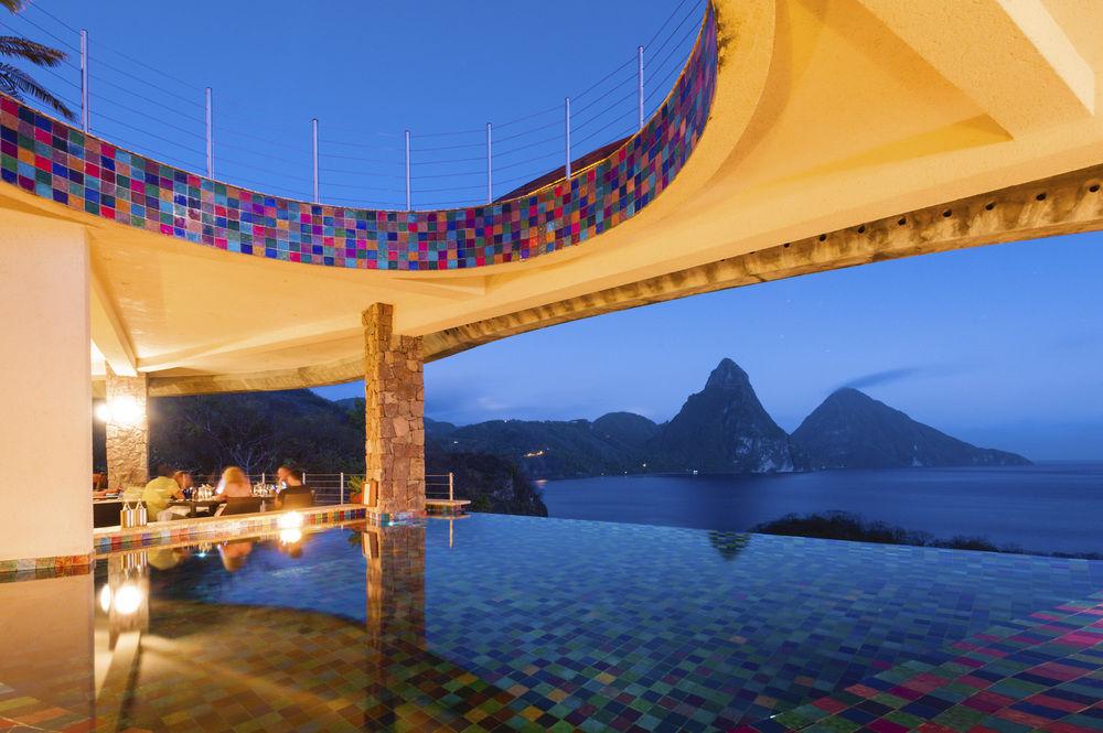 Jade Mountain Resort 5*
