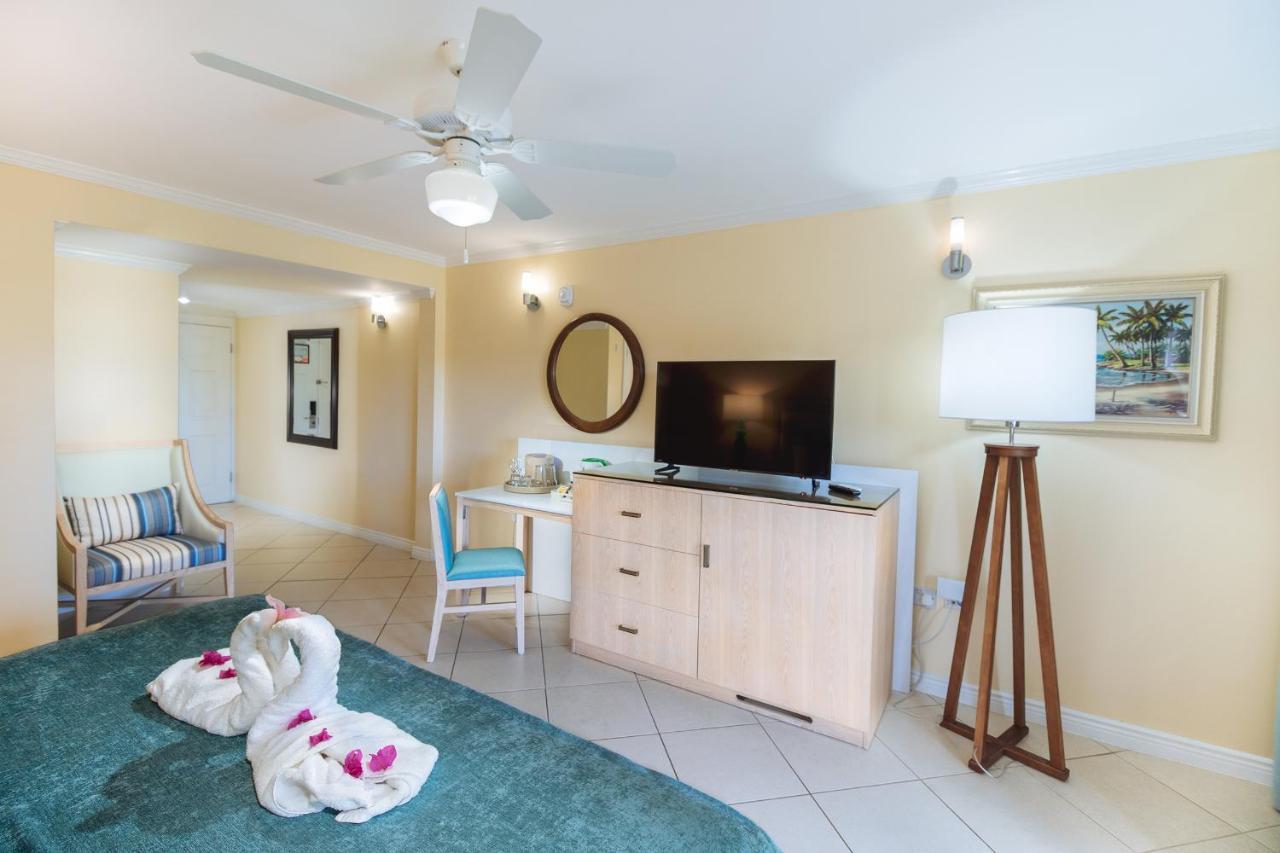 Bay Gardens & Gros Islet
