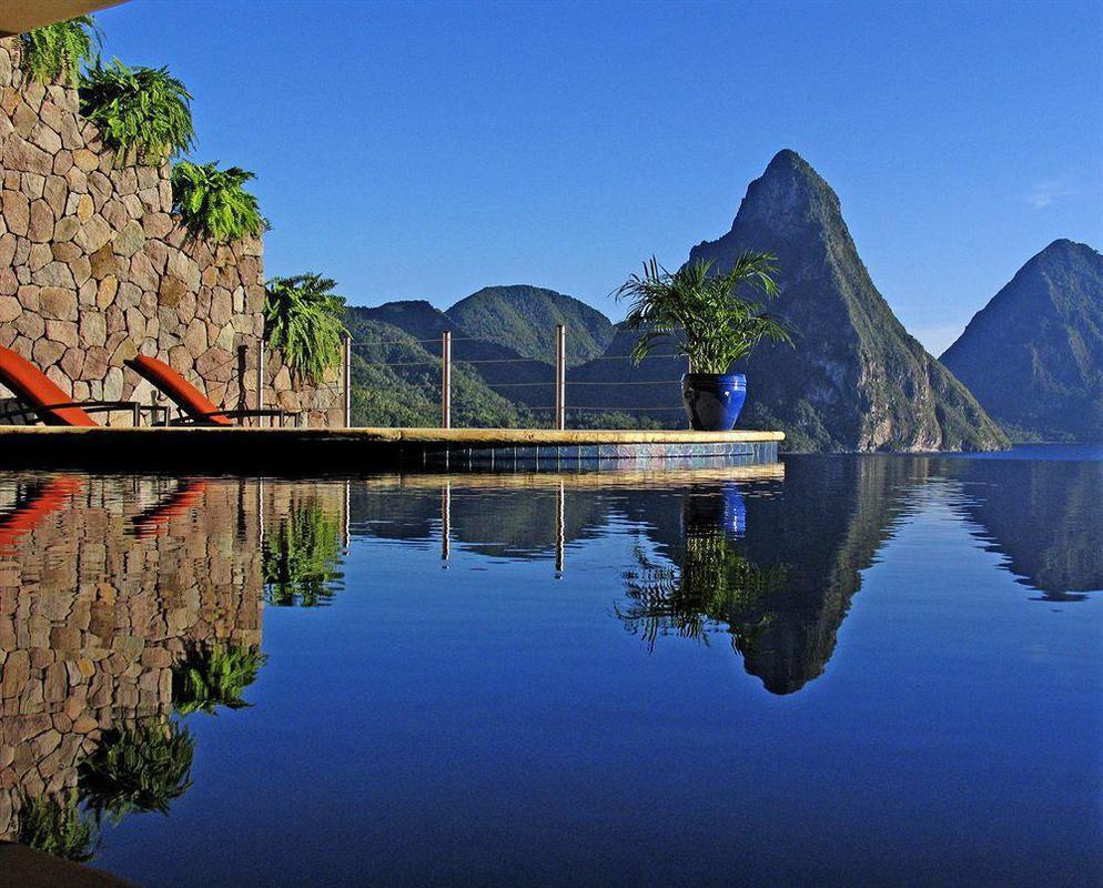 Resort Jade Mountain 5*