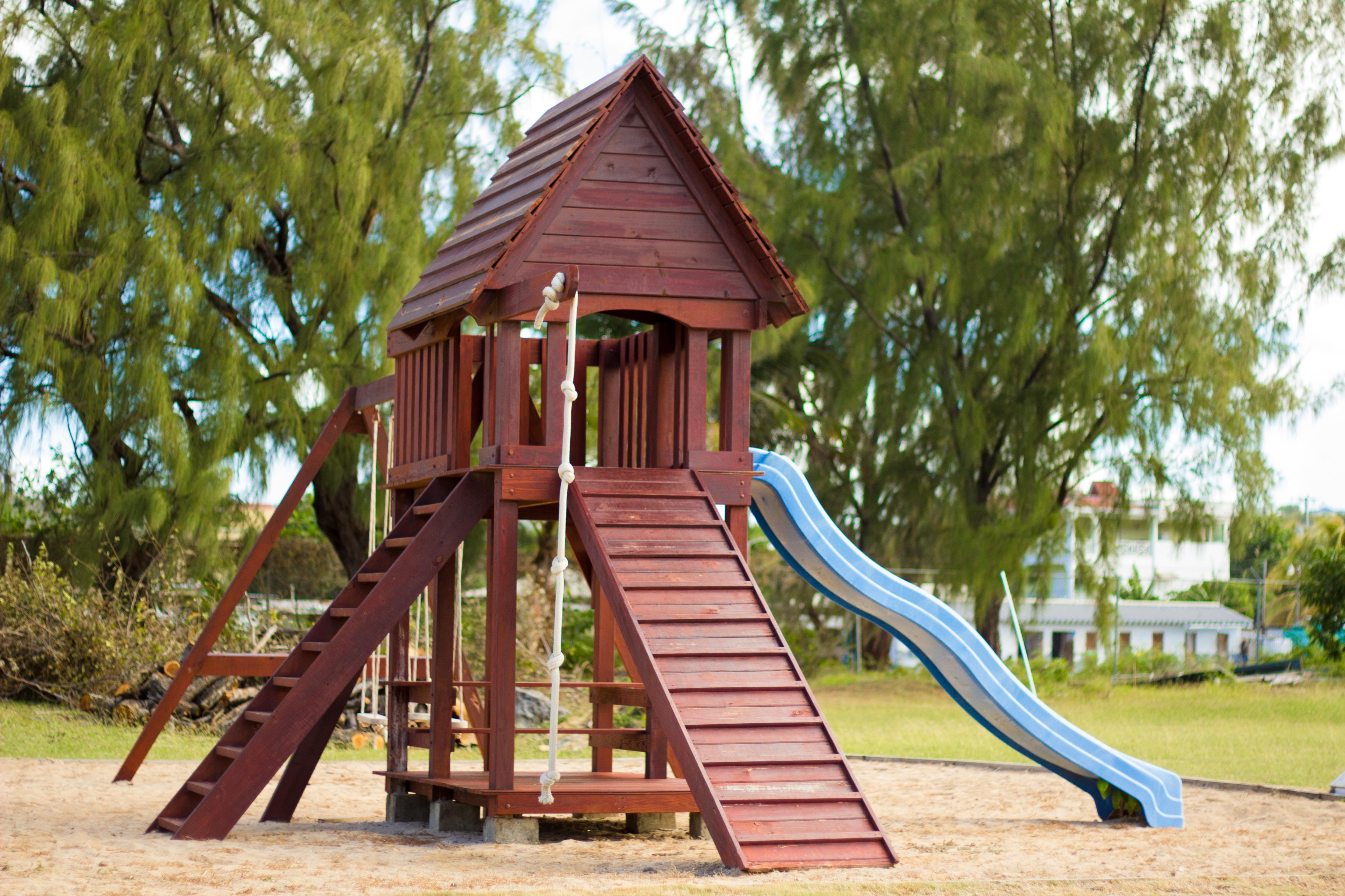 Bay Gardens & Resort