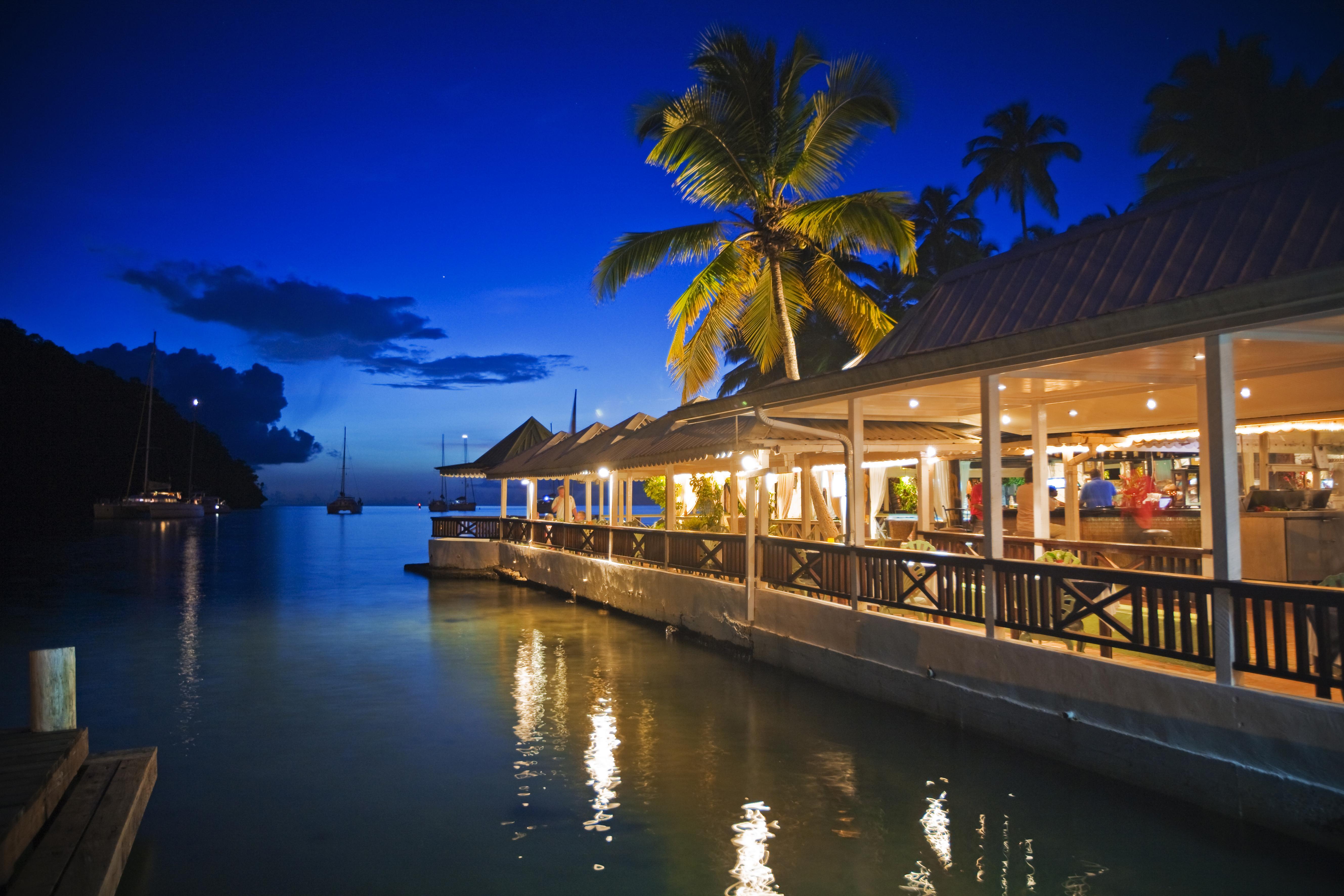 Club & Dive 4*