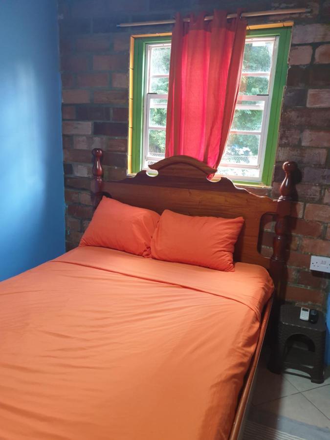 Seawind Authentic St.lucian Near Plantation Apartment Gros Islet
