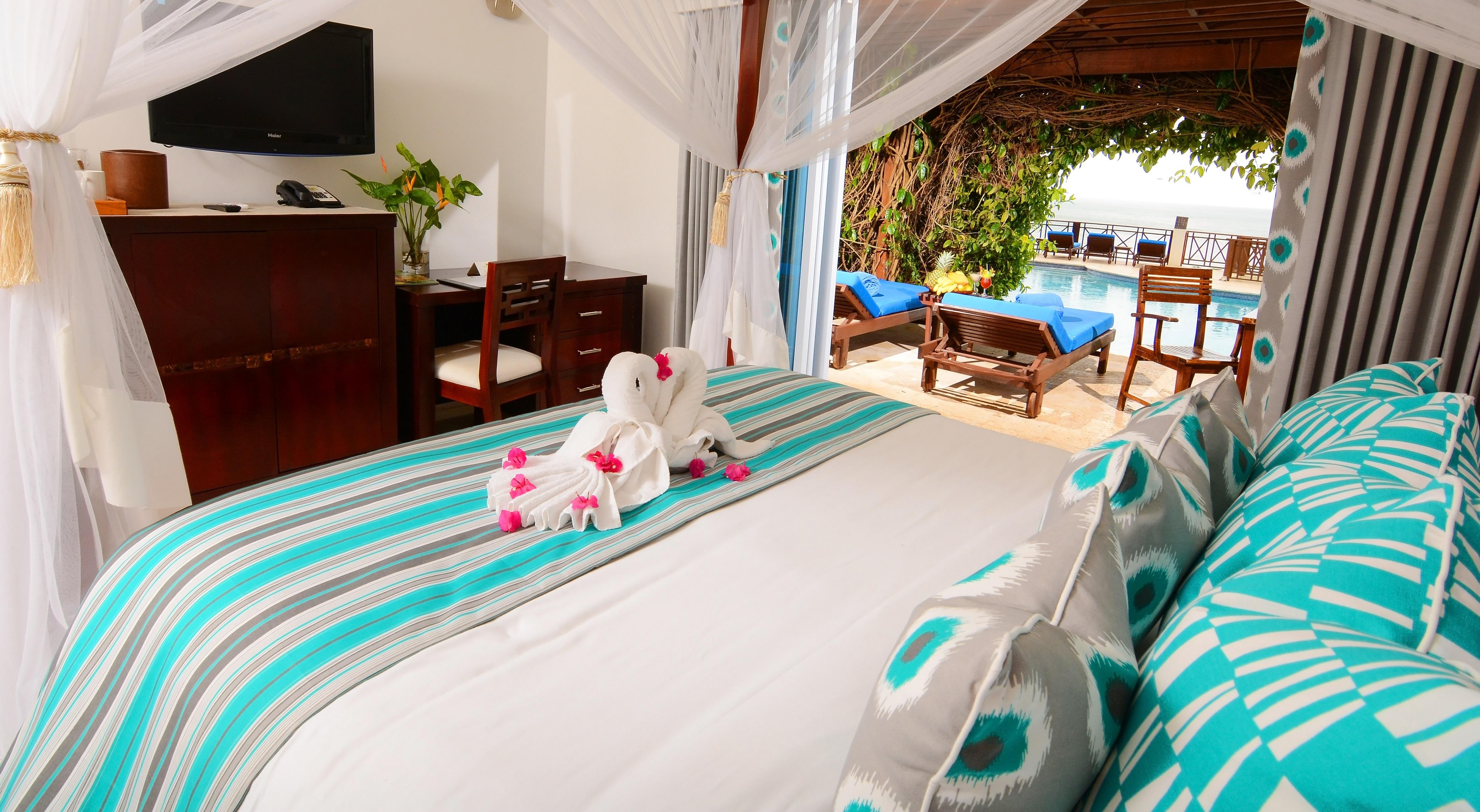 Calabash Cove And - Adults Only