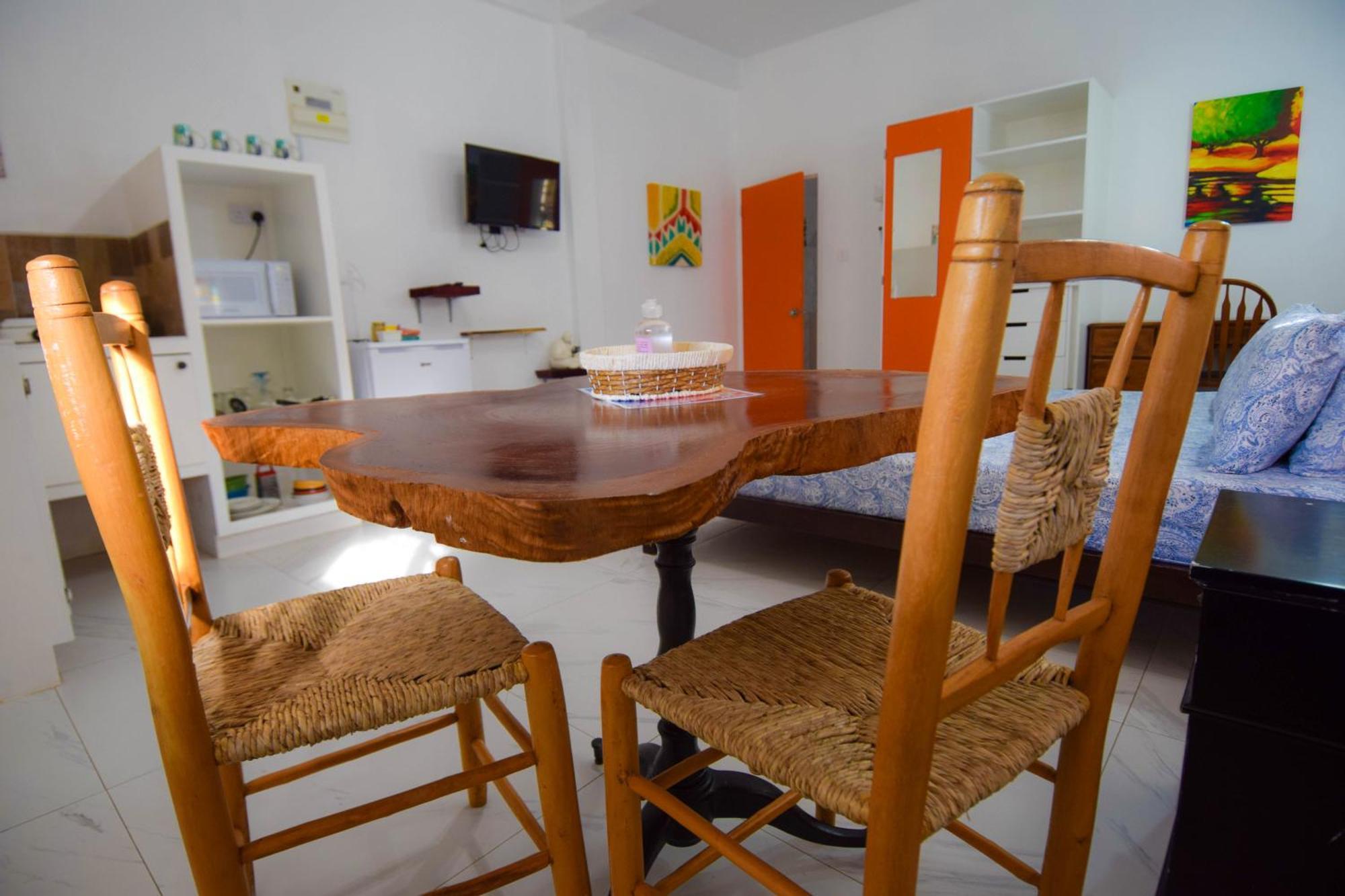 Frenz Guest house 3*