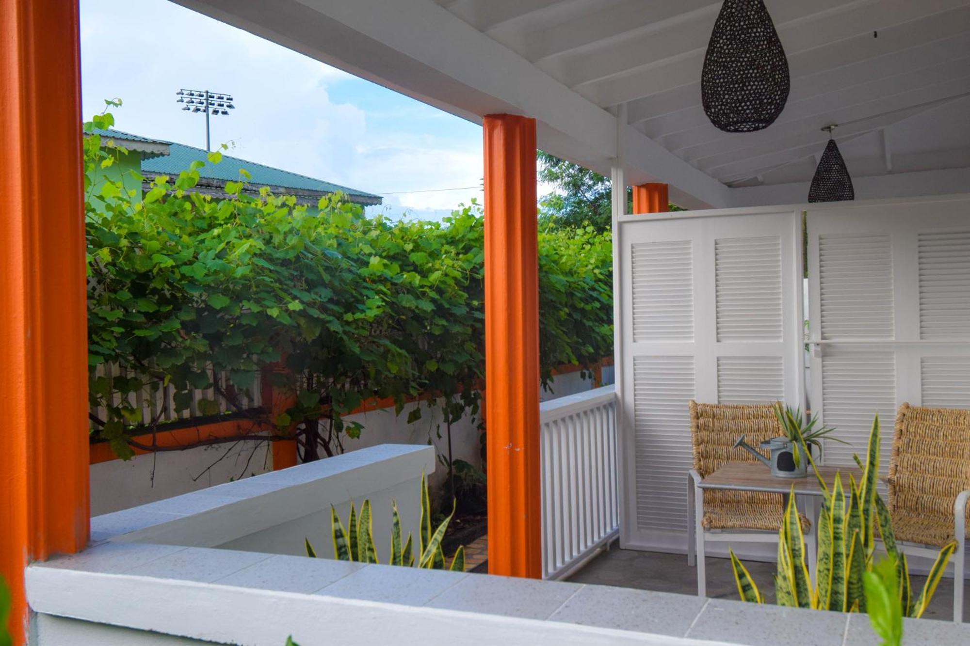 Frenz Guest house 3*
