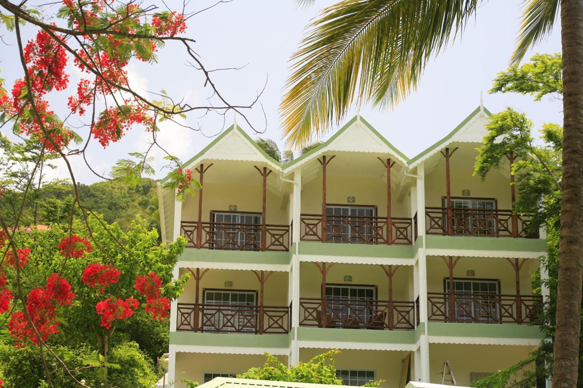 Resort Club & Dive 4*