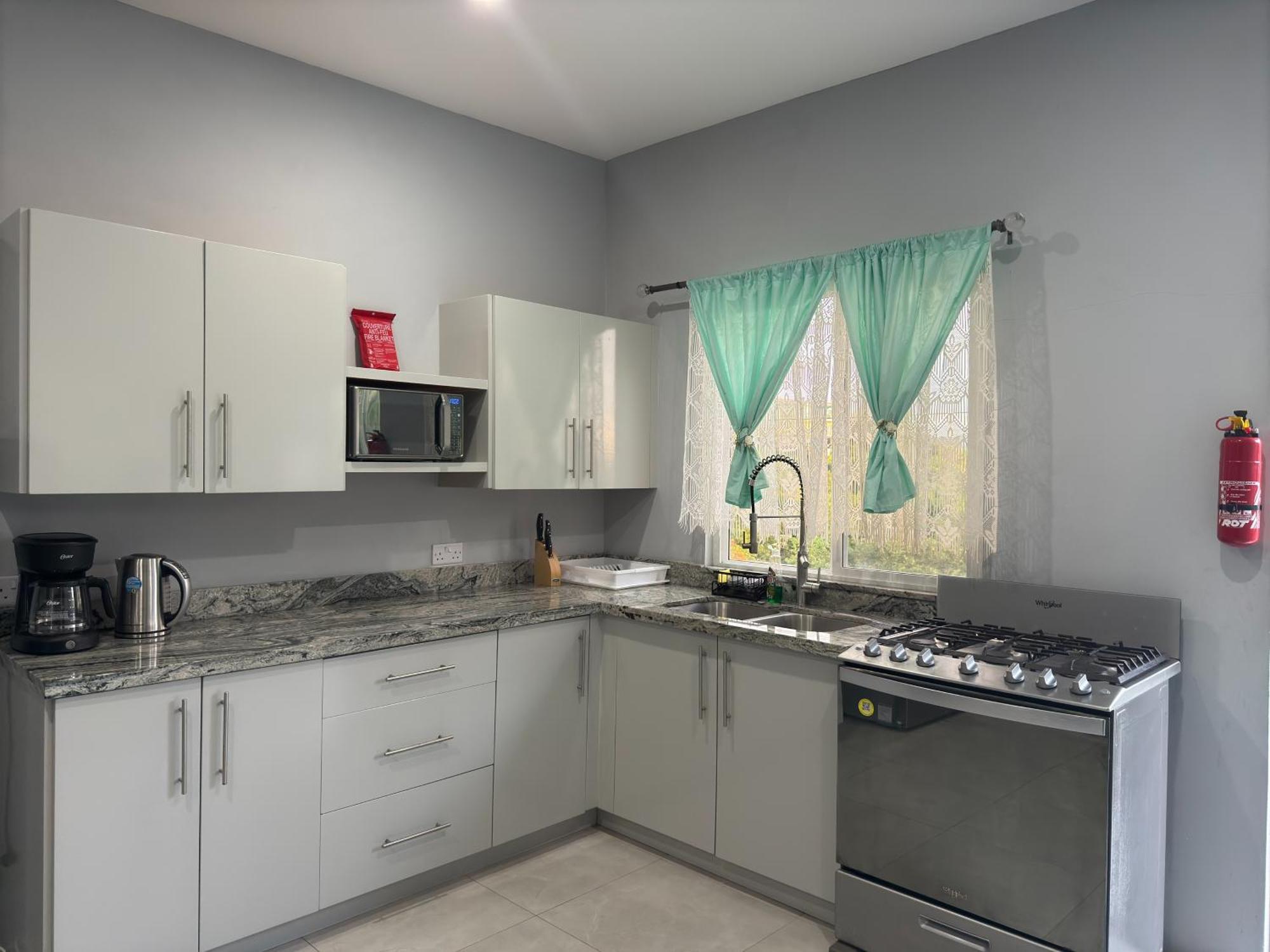 Apartment Hilltop Unit #2 *