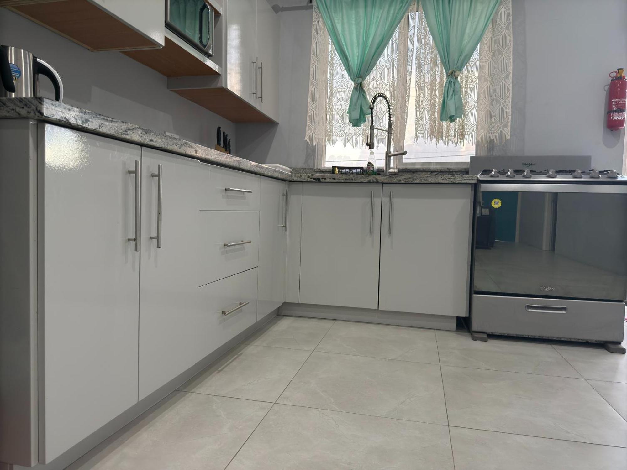 Hilltop Unit #2 * Gros Islet