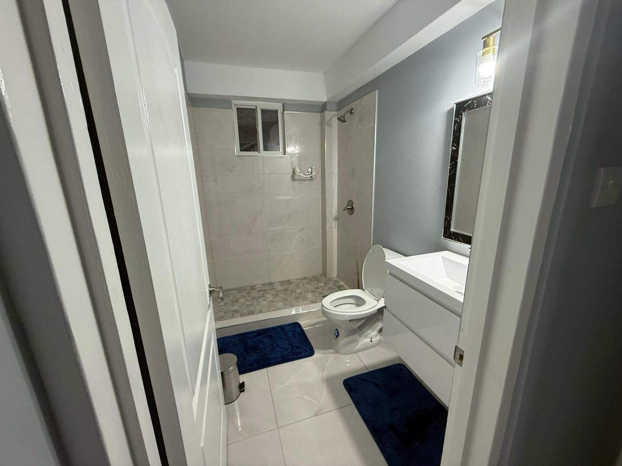 Hilltop Unit #3 * Gros Islet