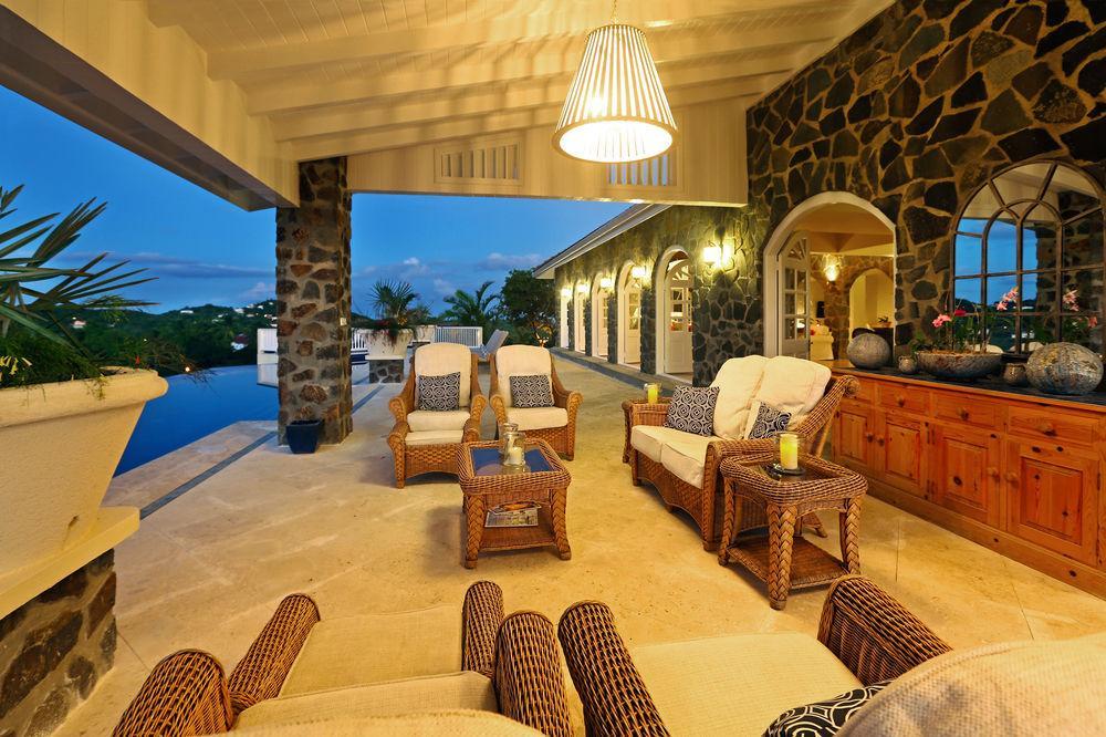 Atlantis 4*