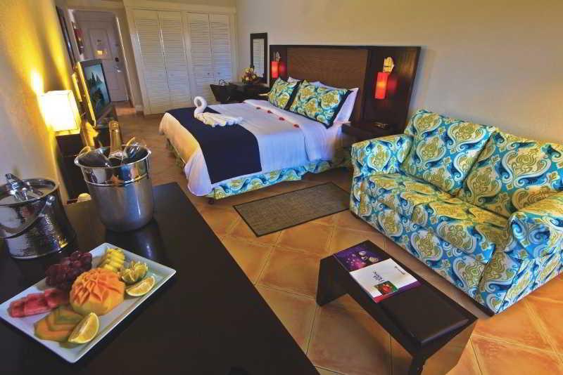 Coconut Bay & Resort 4*