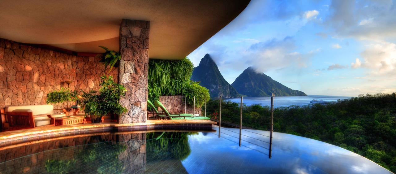 Jade Mountain Resort 5*