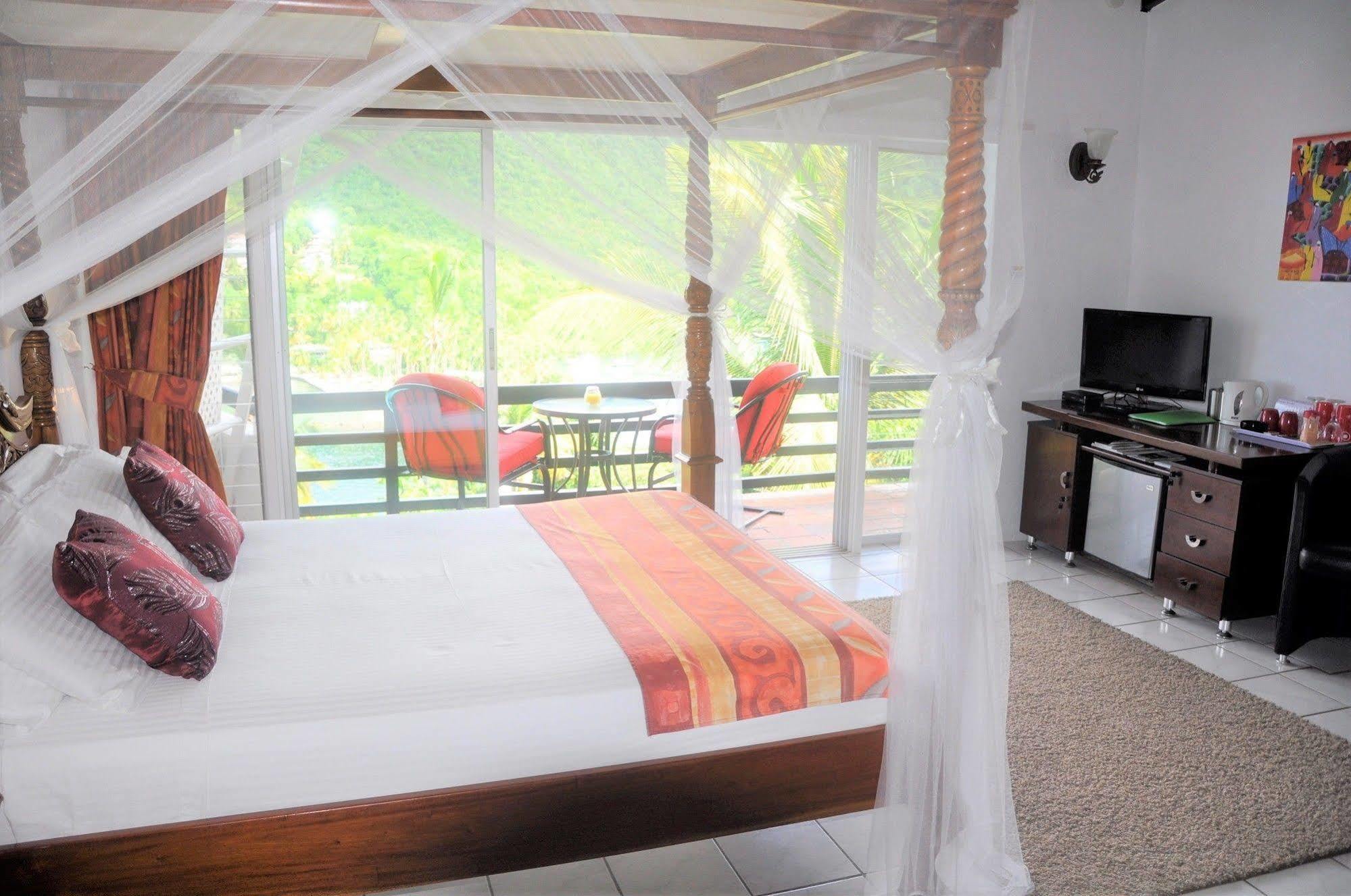 Hotel Palms Luxury Marigot Bay