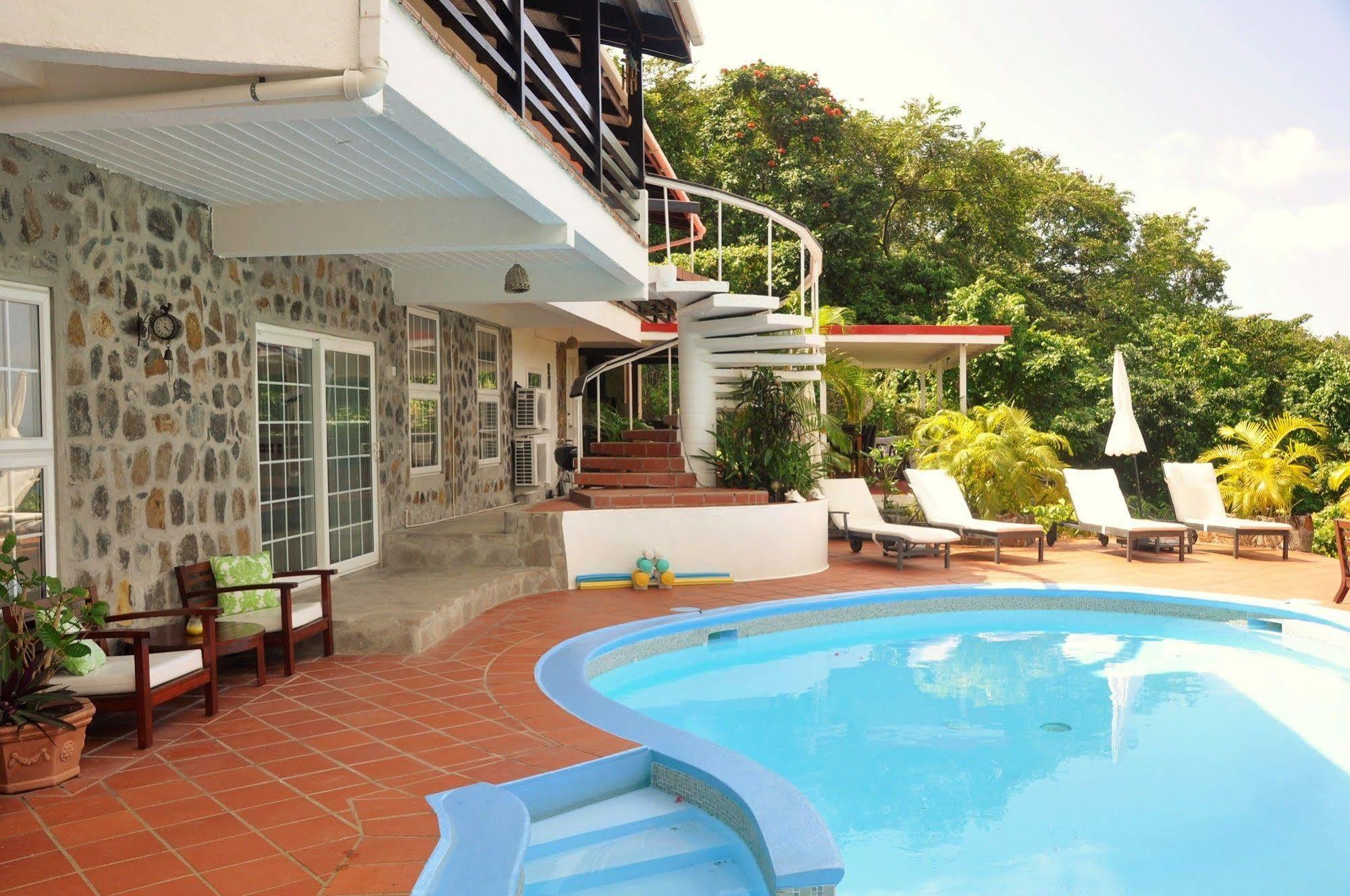 Palms Luxury 3* Marigot Bay