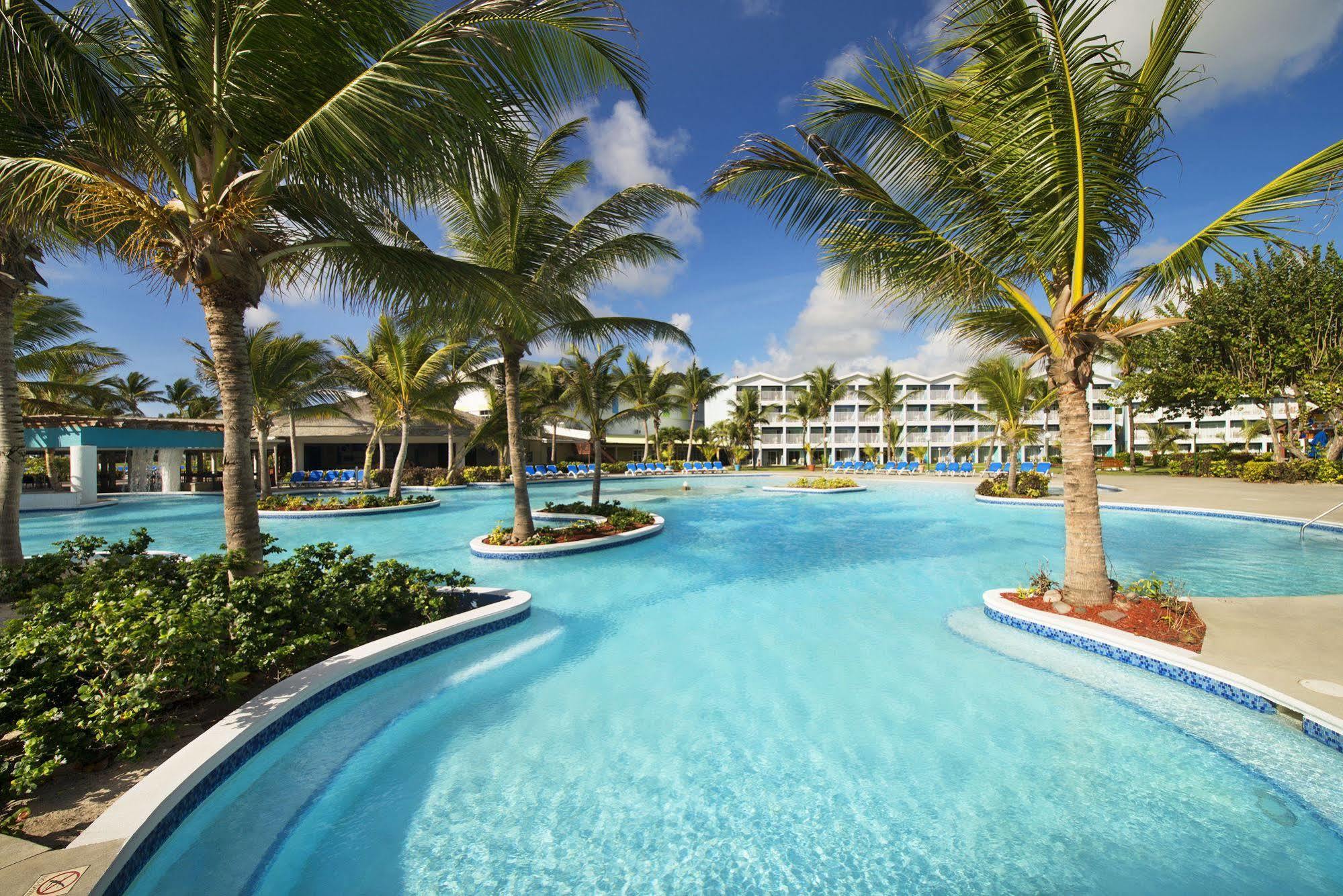 Coconut Bay & Vieux Fort
