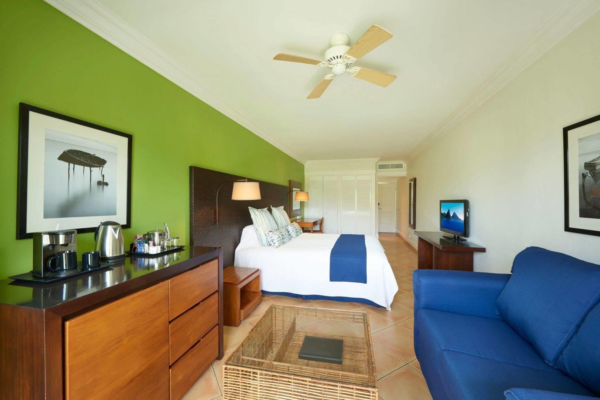 Coconut Bay & 4* Vieux Fort