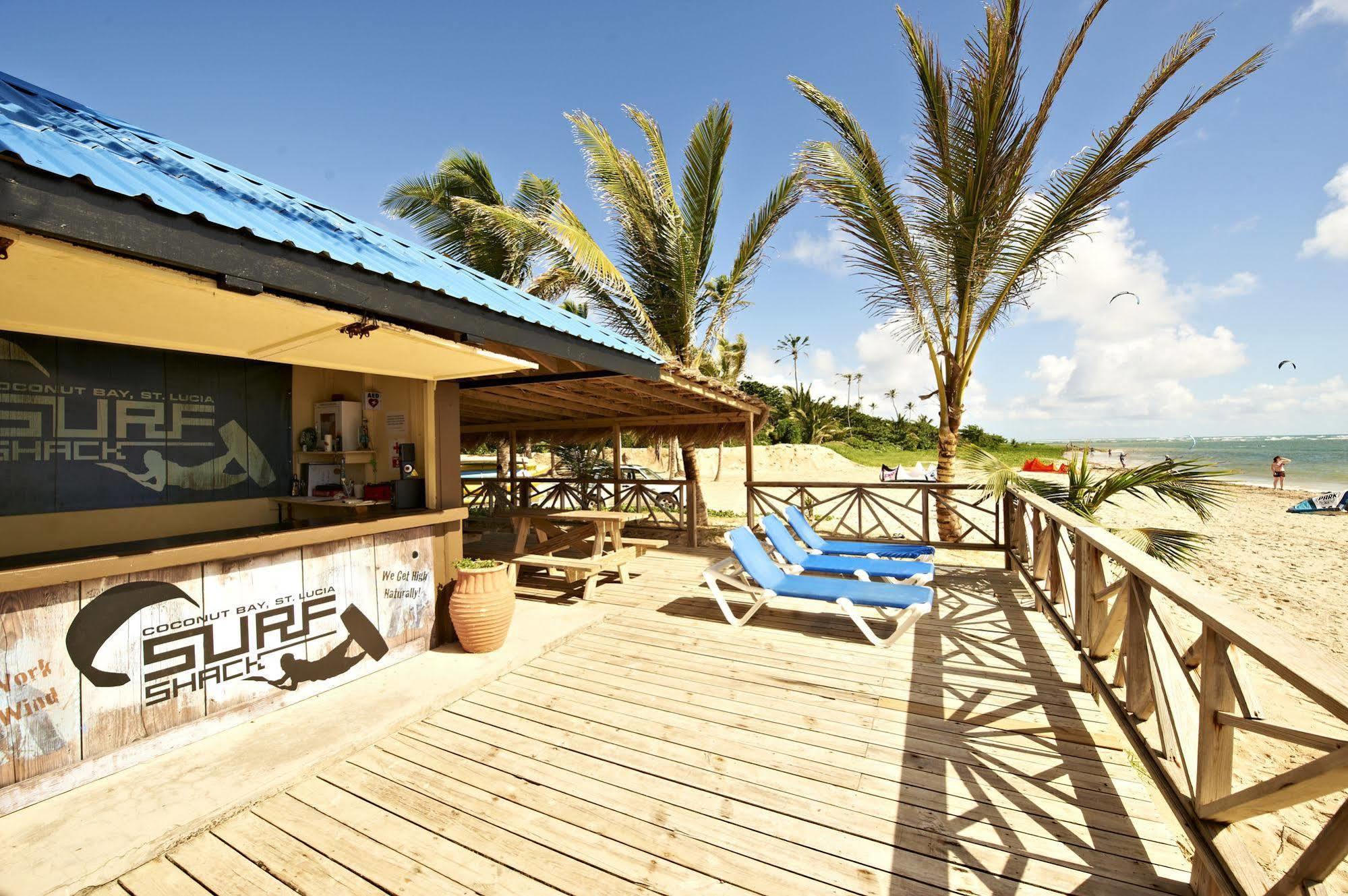 Resort Coconut Bay & 4*