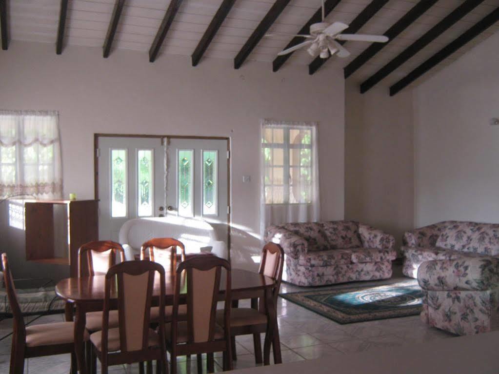 Holiday home River Side House Palmiste