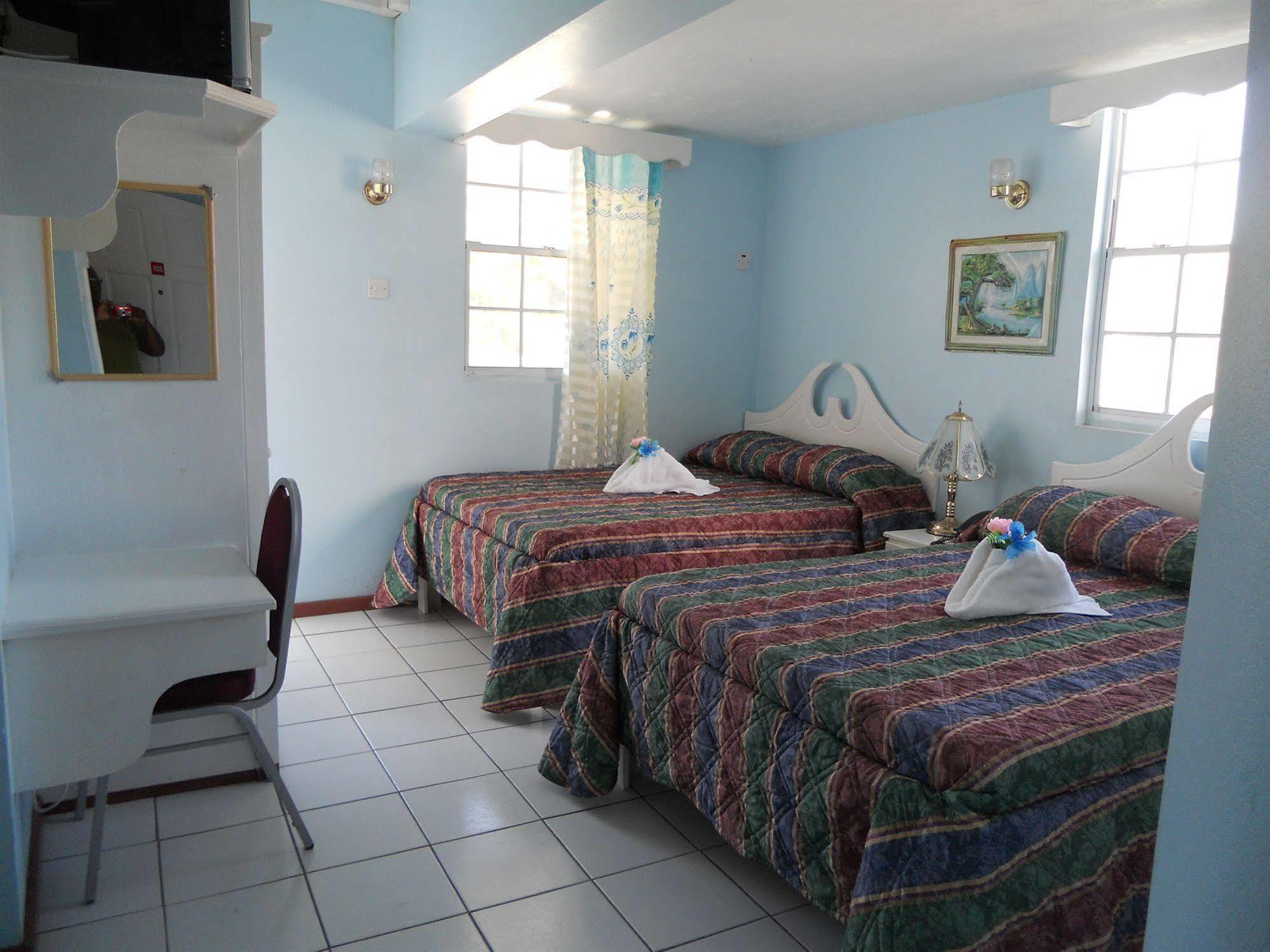 Hotel Stephanie's 2*