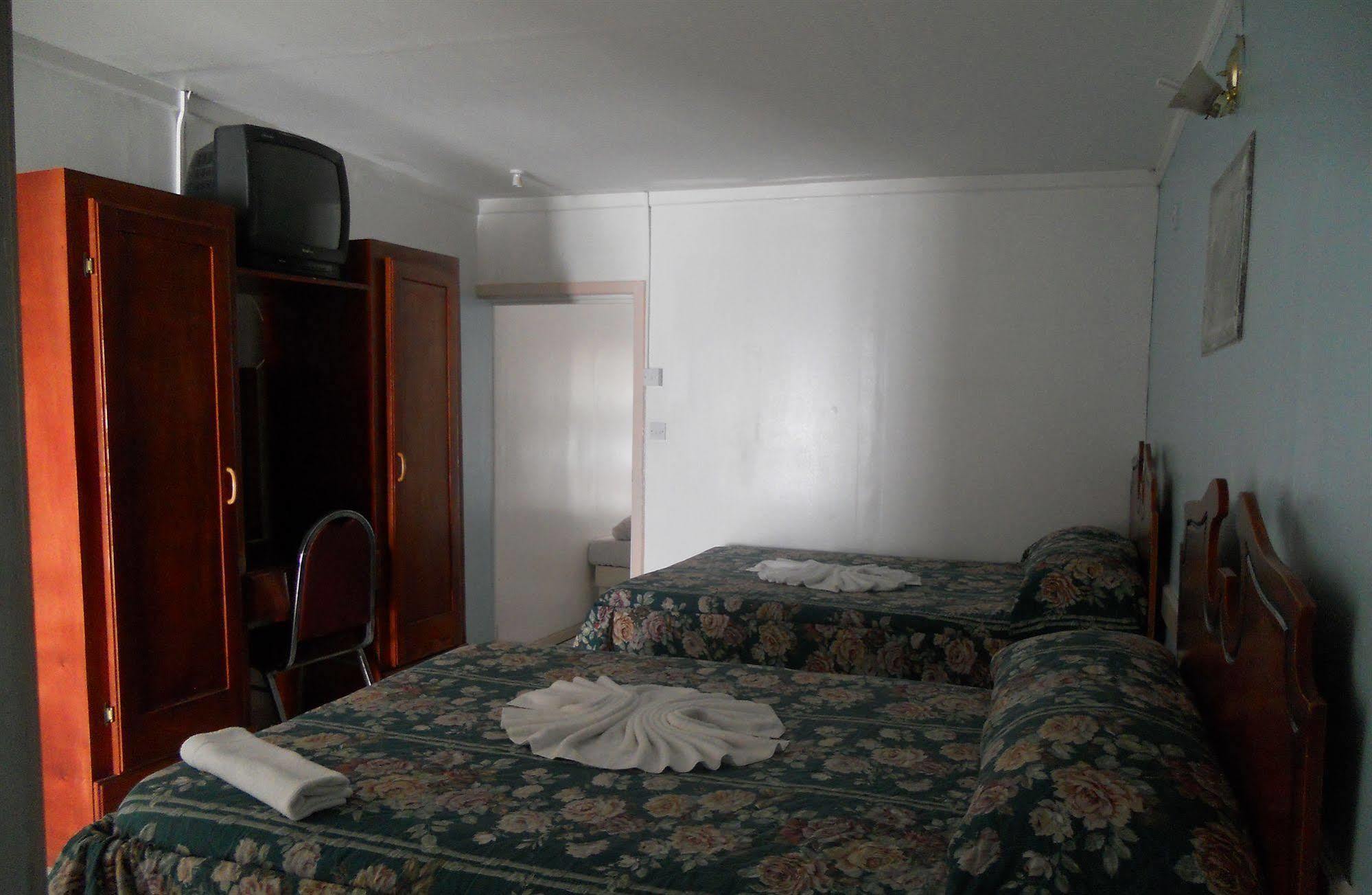 Stephanie's Hotel