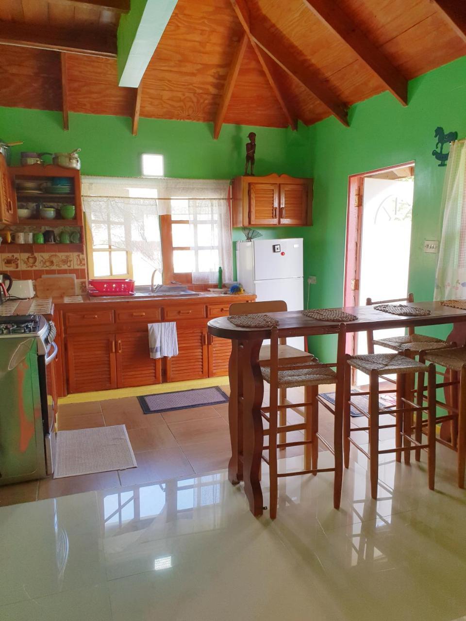 Apartment Seawind Authentic St.lucian Near Plantation