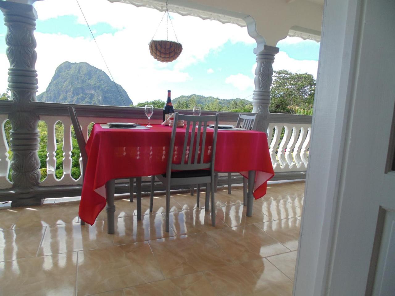 Piton Vista Villa