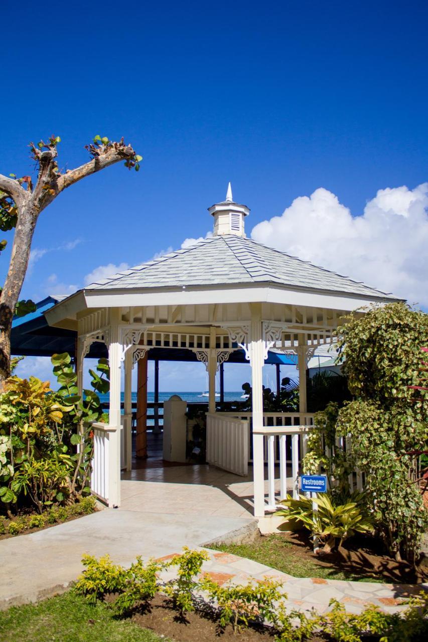 Resort Bay Gardens &