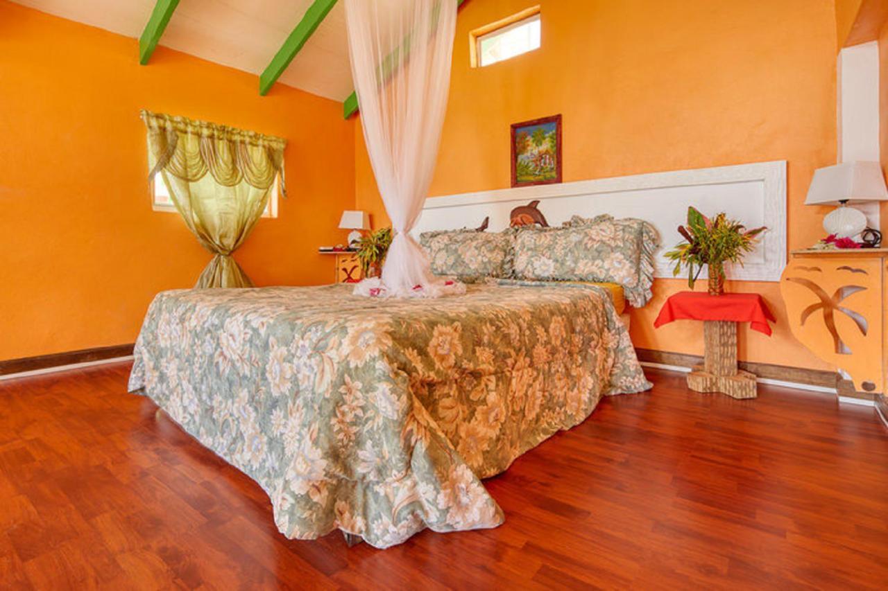 Des Pitons Hotel *