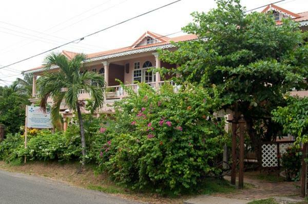 Chez Marie Alish Hotel